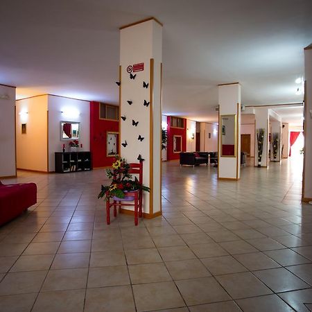 Hotel Residence Lupiae เลชเช ภายนอก รูปภาพ