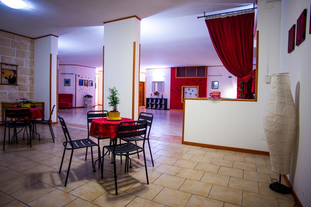 Hotel Residence Lupiae เลชเช ภายนอก รูปภาพ