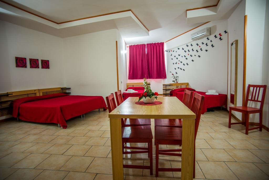 Hotel Residence Lupiae เลชเช ภายนอก รูปภาพ