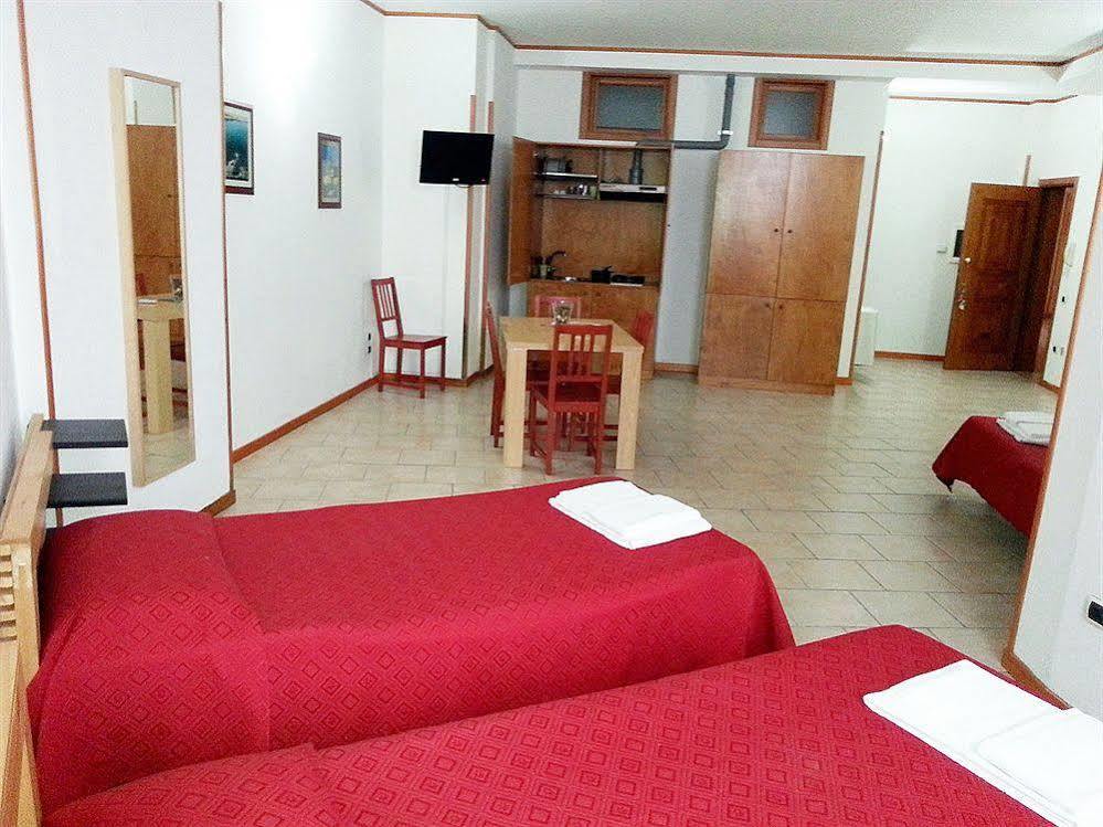 Hotel Residence Lupiae เลชเช ภายนอก รูปภาพ